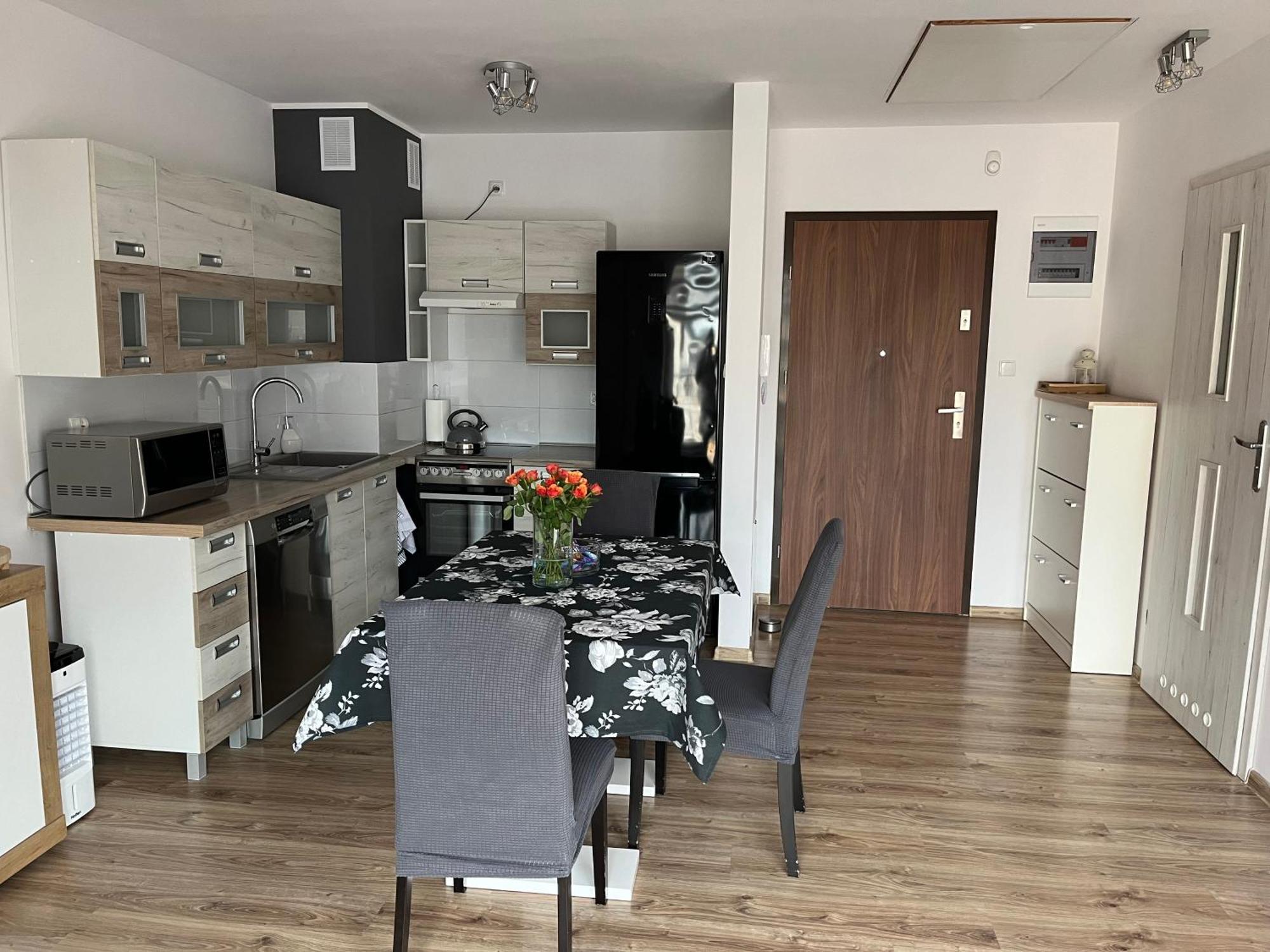 Studio Green Świebodzice Εξωτερικό φωτογραφία
